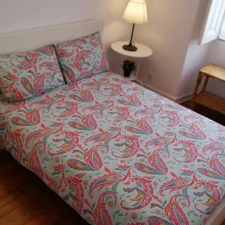 Guest house Shelter Al Lisbon